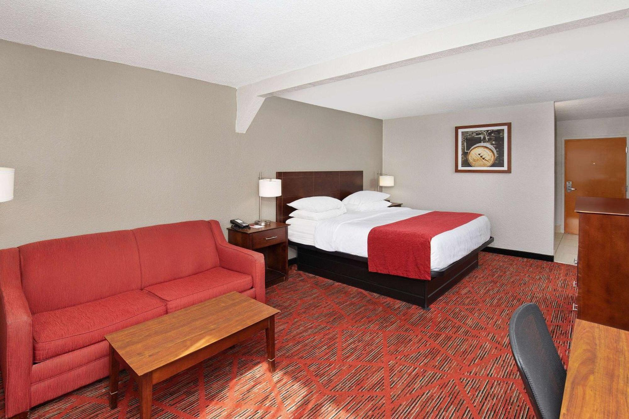 Ramada By Wyndham Bowling Green Bagian luar foto