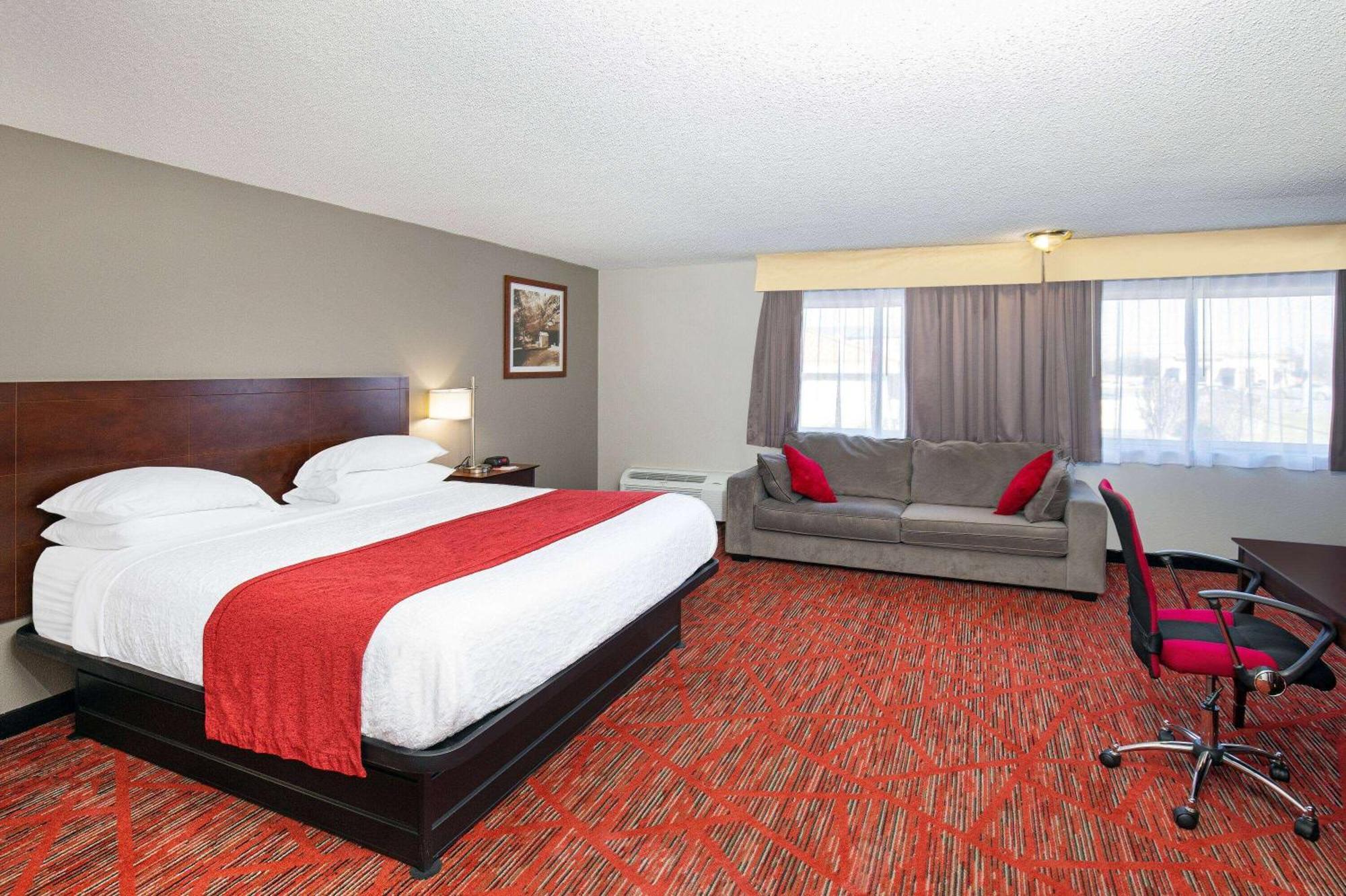 Ramada By Wyndham Bowling Green Bagian luar foto
