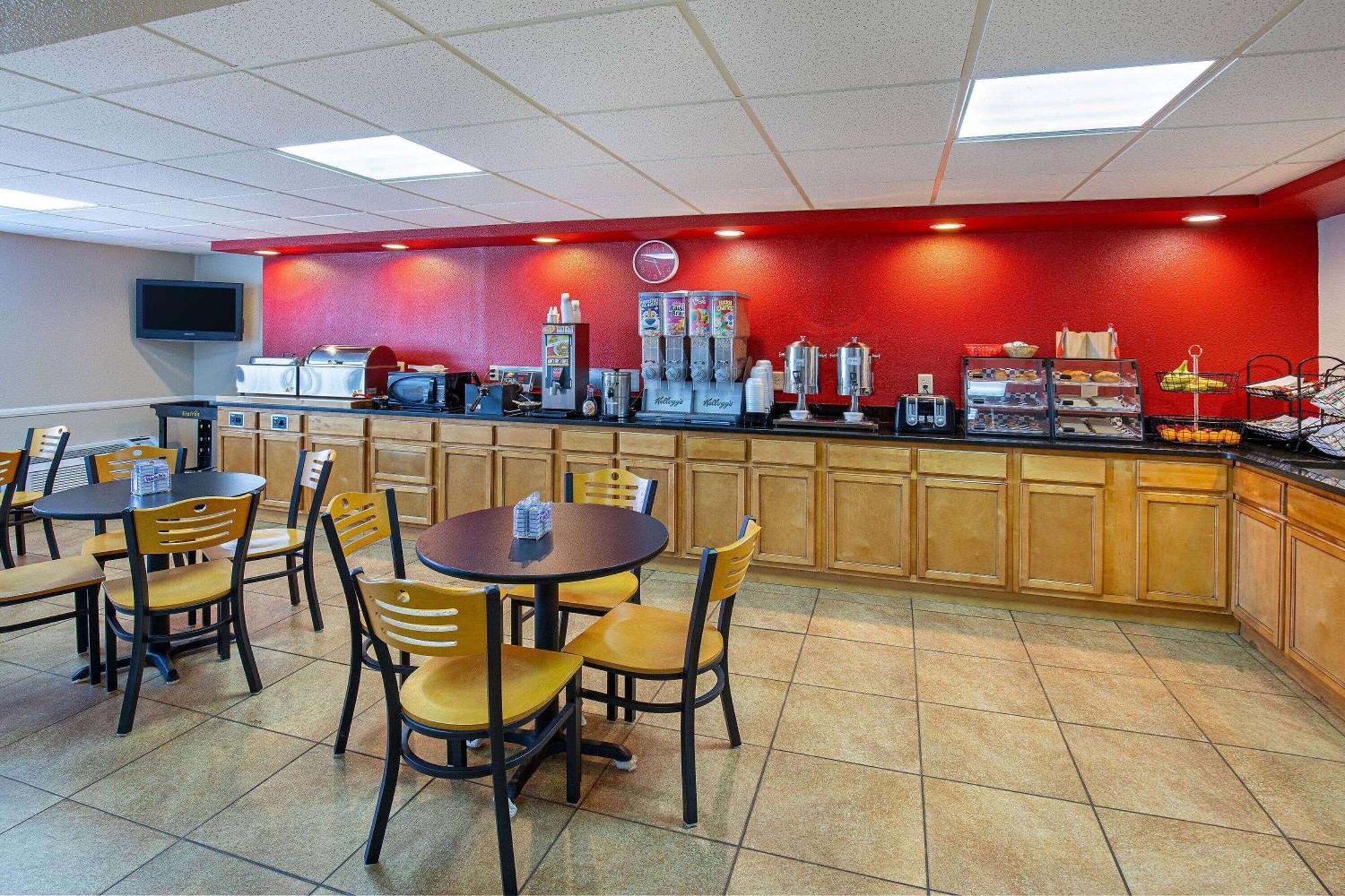 Ramada By Wyndham Bowling Green Bagian luar foto