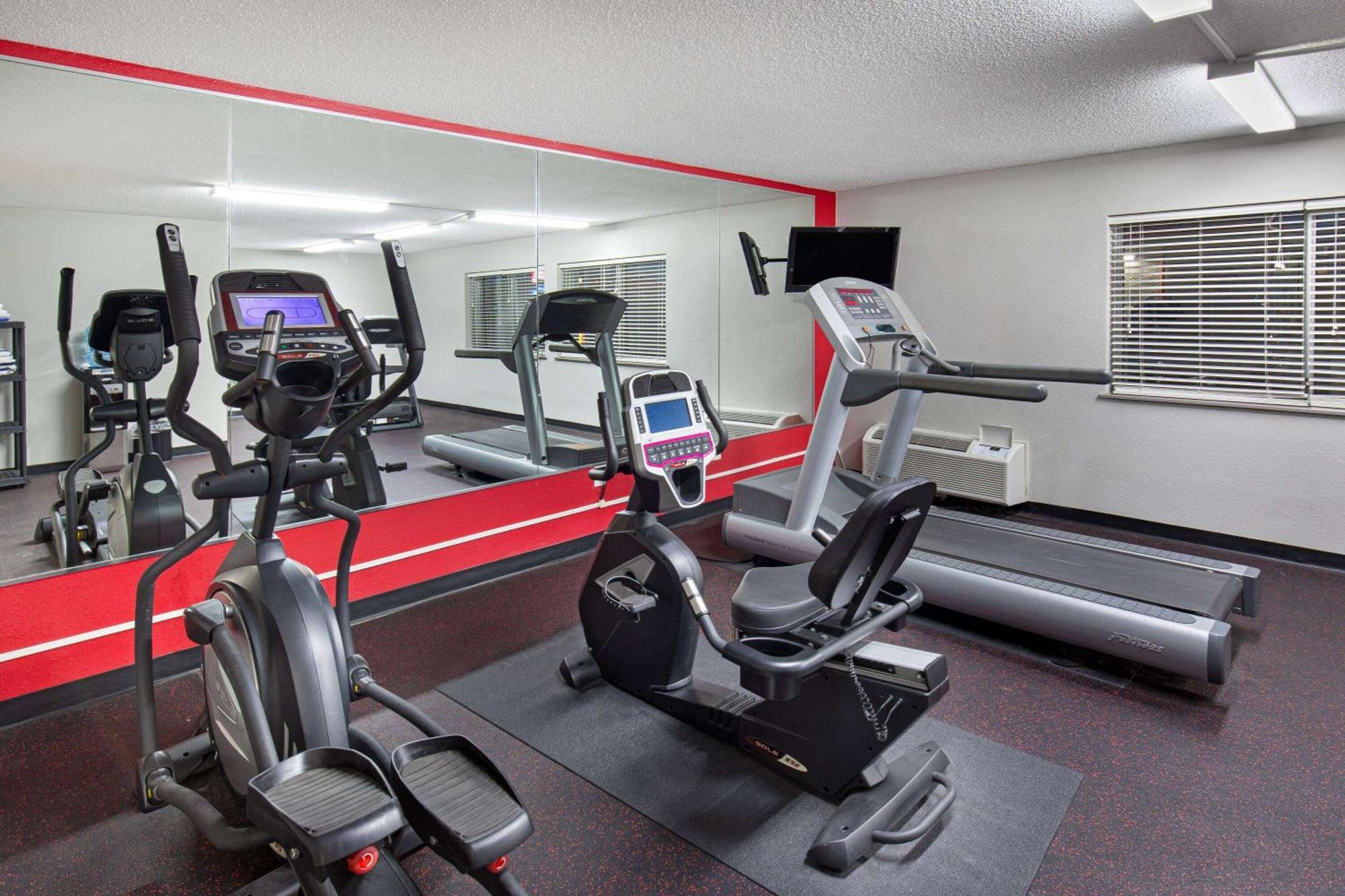 Ramada By Wyndham Bowling Green Bagian luar foto