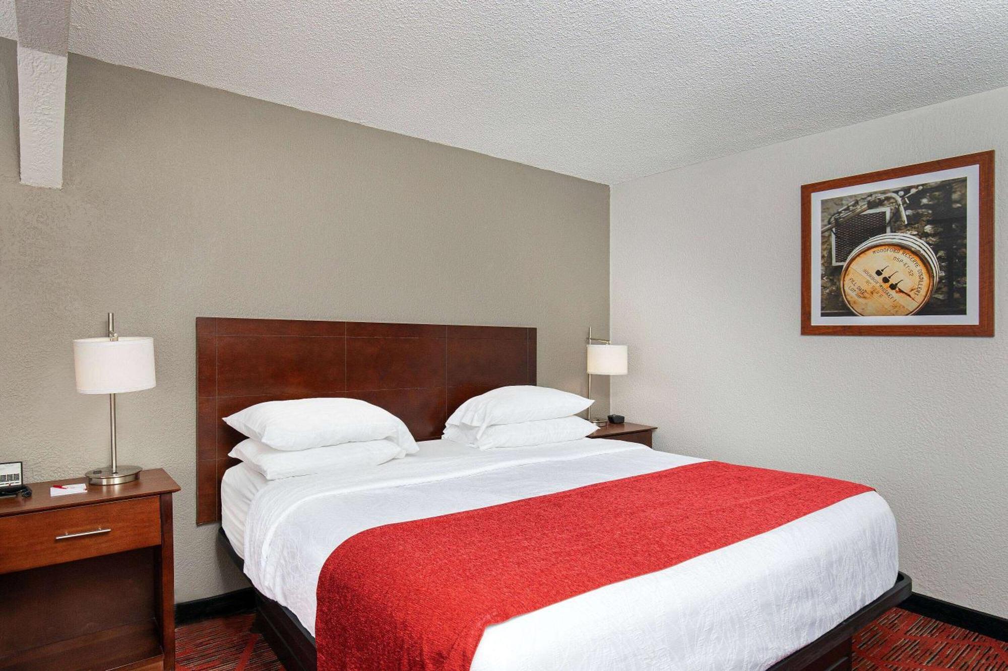 Ramada By Wyndham Bowling Green Bagian luar foto