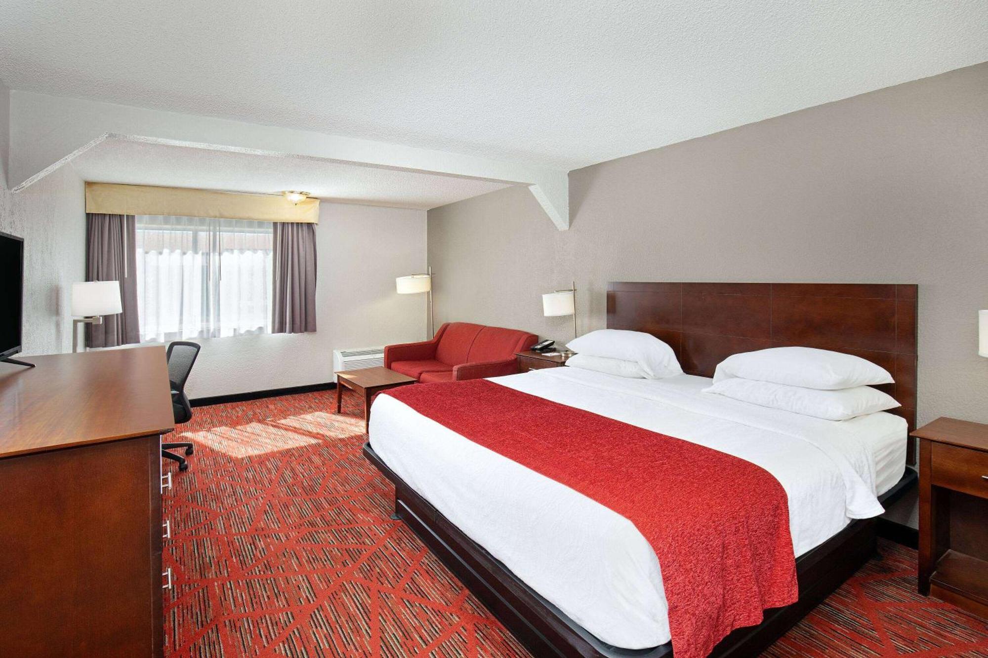 Ramada By Wyndham Bowling Green Bagian luar foto